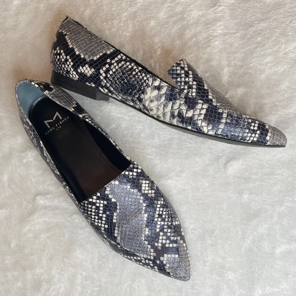 👠 Marc Fisher shoes - Snakeskin Flats - Picture 3 of 13